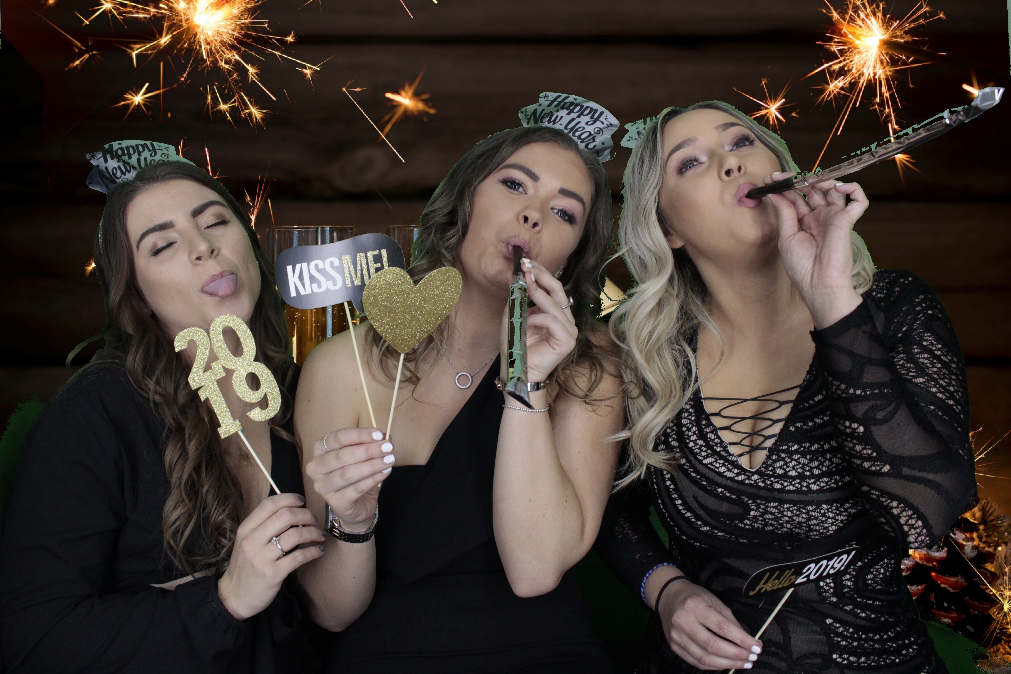 The Sussex Exchange New Years Eve | View more photos from the event at gallery.myphotoboothexperience.co.uk/u/MyPhotoBoothExperienceLtd/The-Sussex-Exchange-New-Years-Eve